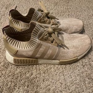 Brand New Adidas NMD R1